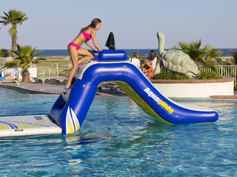 Inflatable water slide